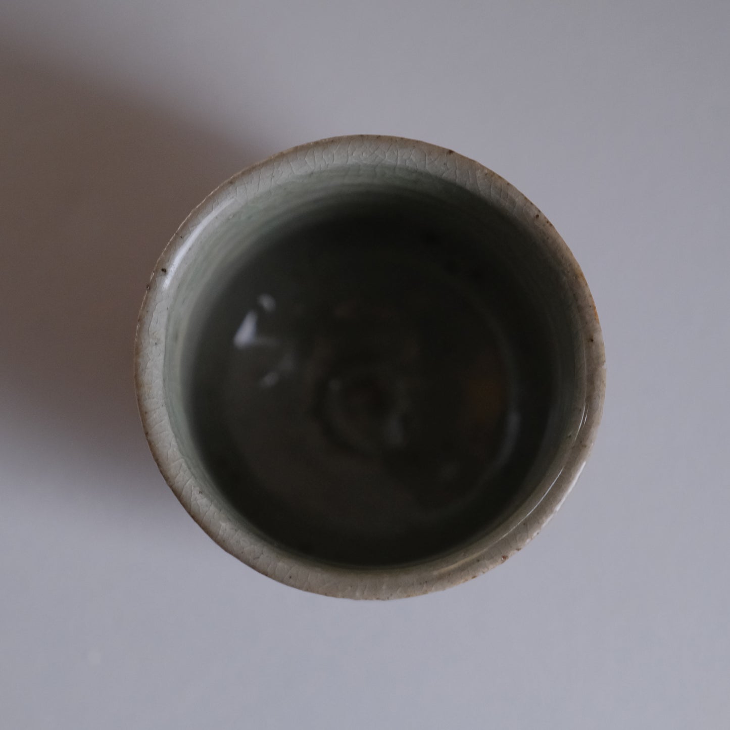 黒釉指描湯呑み / 倉敷青木窯(三宅康太)