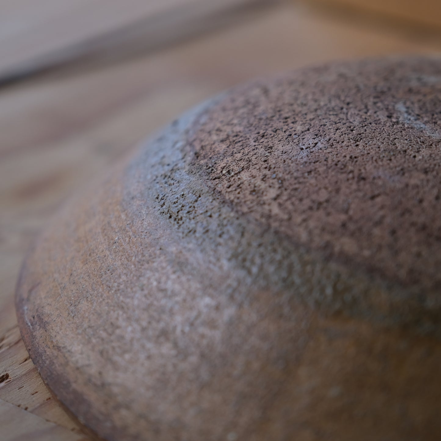 スリップ花文九寸皿 / 羽島焼