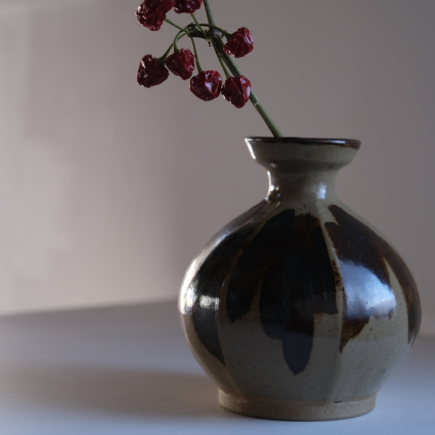 面取花瓶 / 牛ノ戸焼