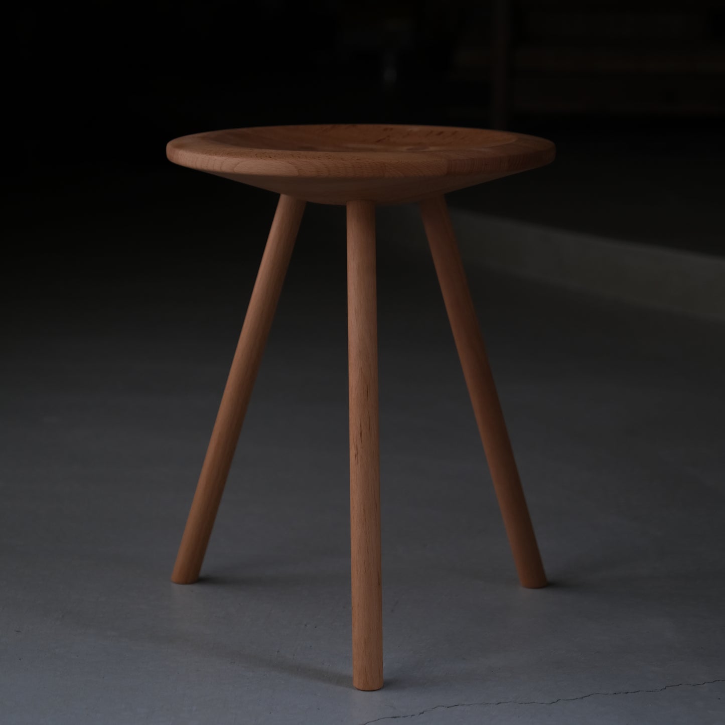 3legs stool round / designed by コーチカズノリ
