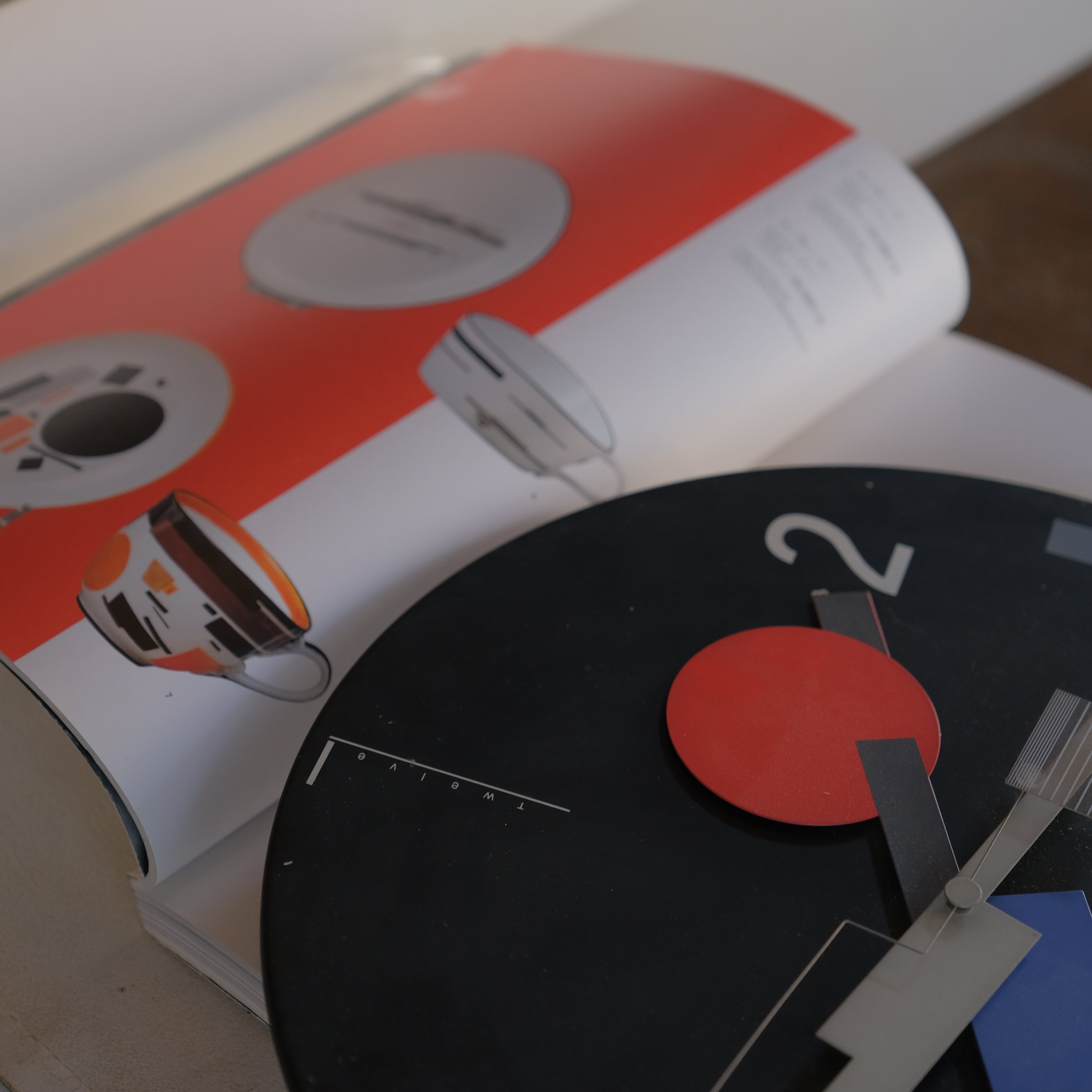 Constructivist Clock / ARTEC by Nicolai Canetti – MISENOMA