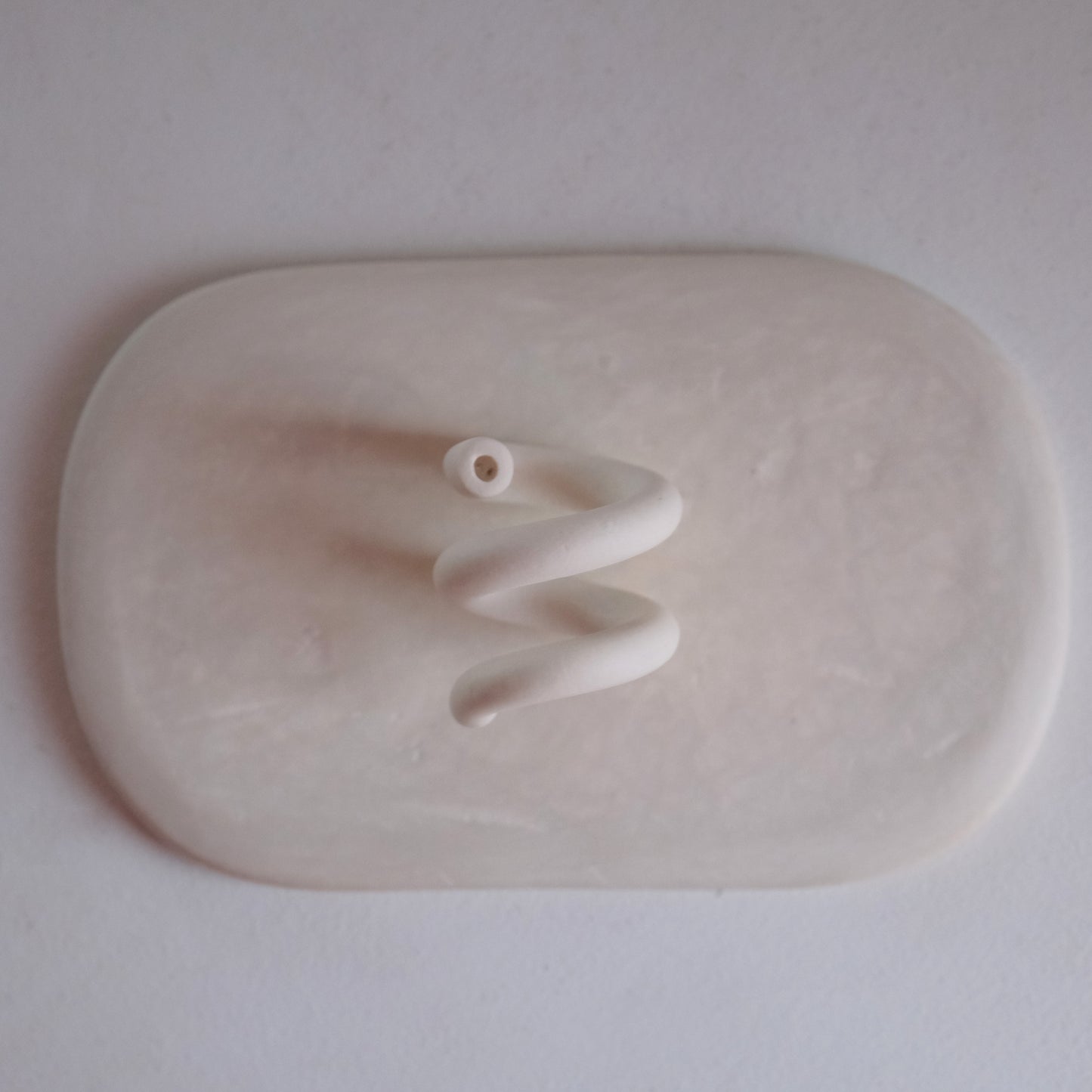 けむ 〈 香立てc + 香敷き 〉