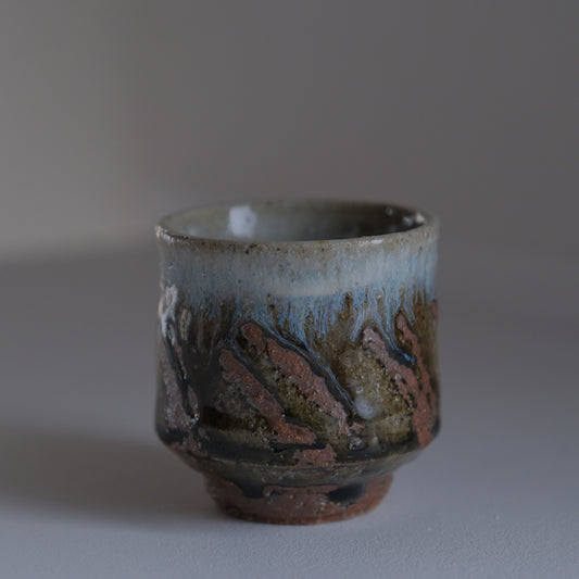 灰釉指描湯呑み / 倉敷青木窯（三宅康太）