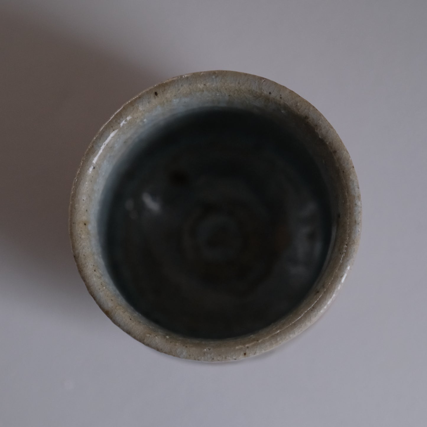 灰釉指描湯呑み / 倉敷青木窯（三宅康太）