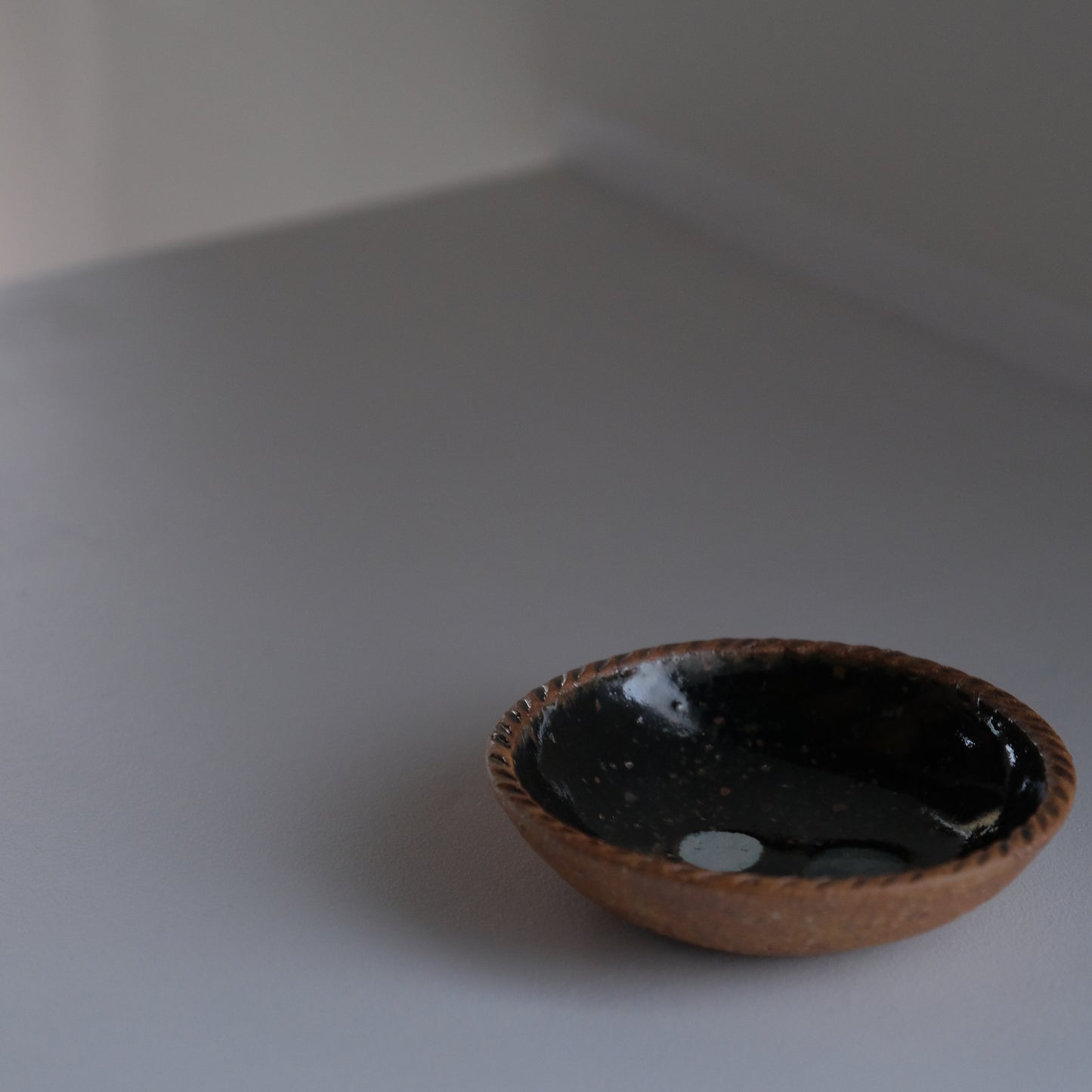 点打4.5寸皿 / 倉敷青木窯（三宅康太）