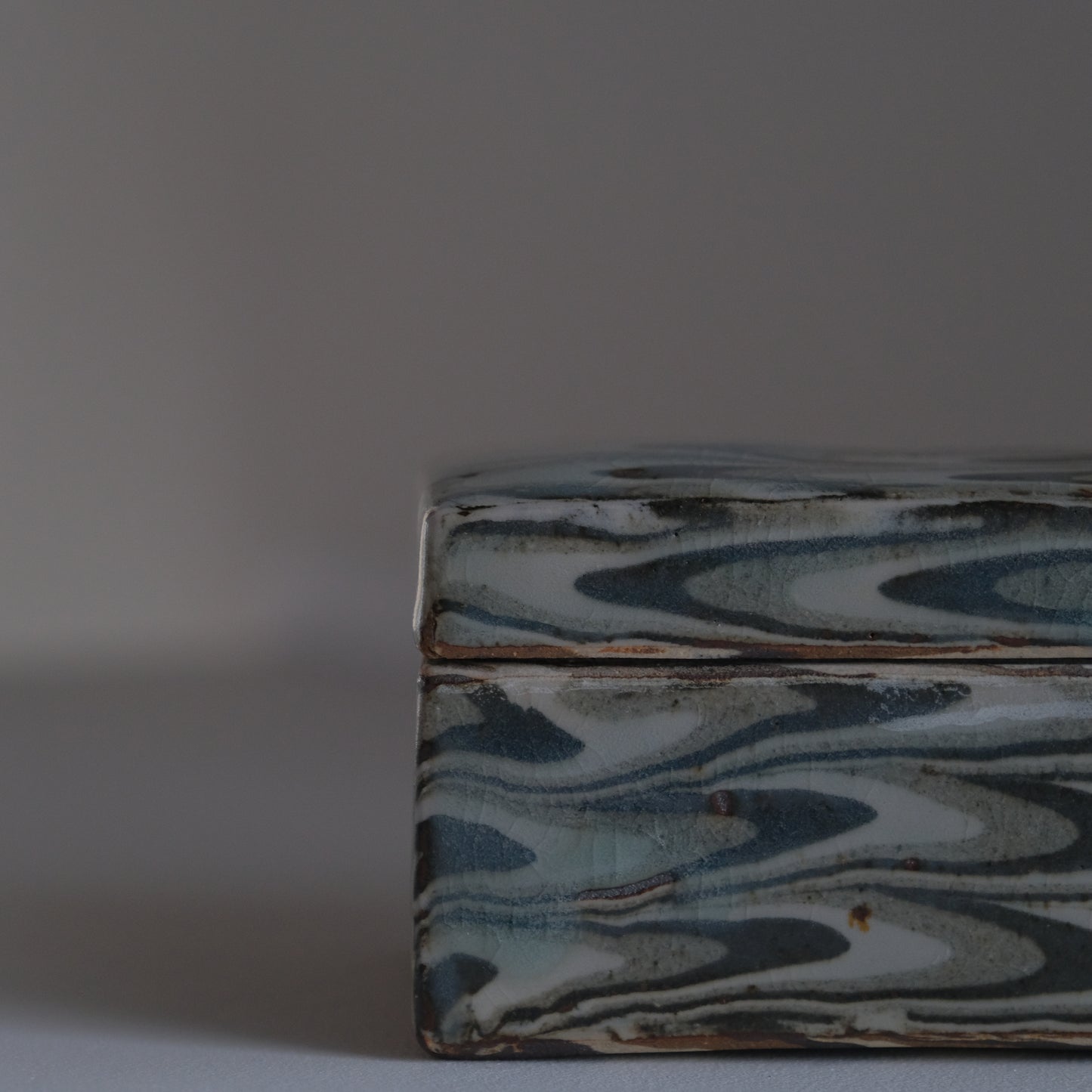 陶箱 / 上田恒次