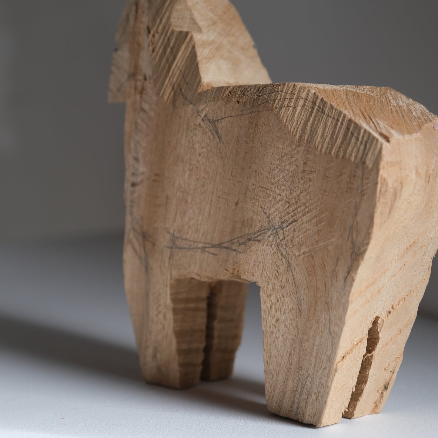 WOODEN SCULPTURE -馬-