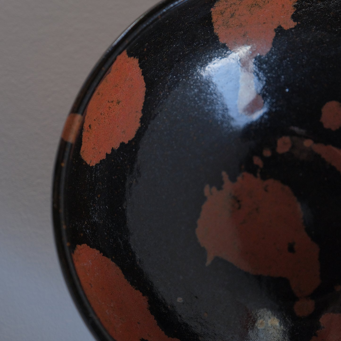 黒釉点打鉢 / 椋木英三