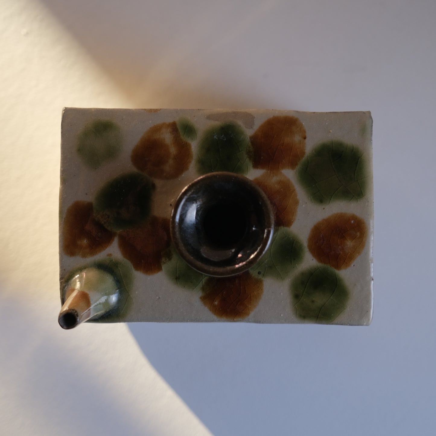 三彩紋酒器 / 沖縄