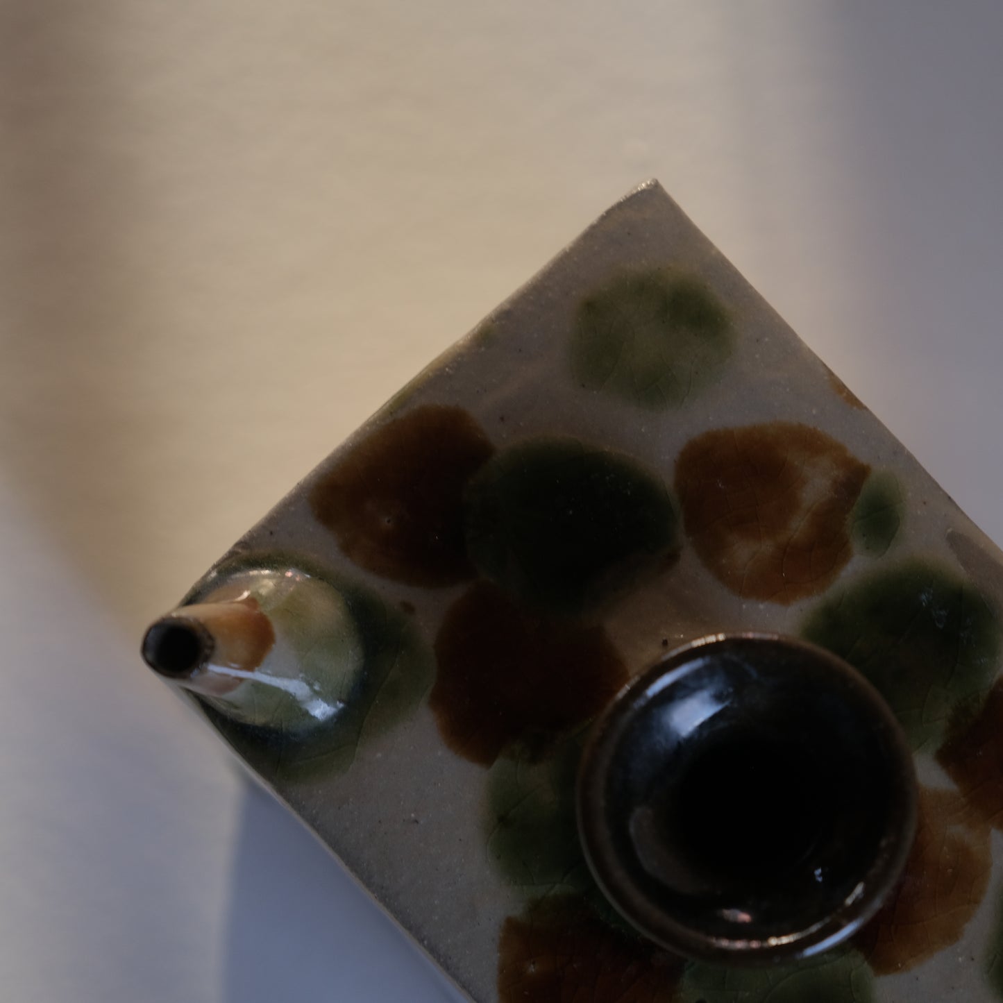 三彩紋酒器 / 沖縄