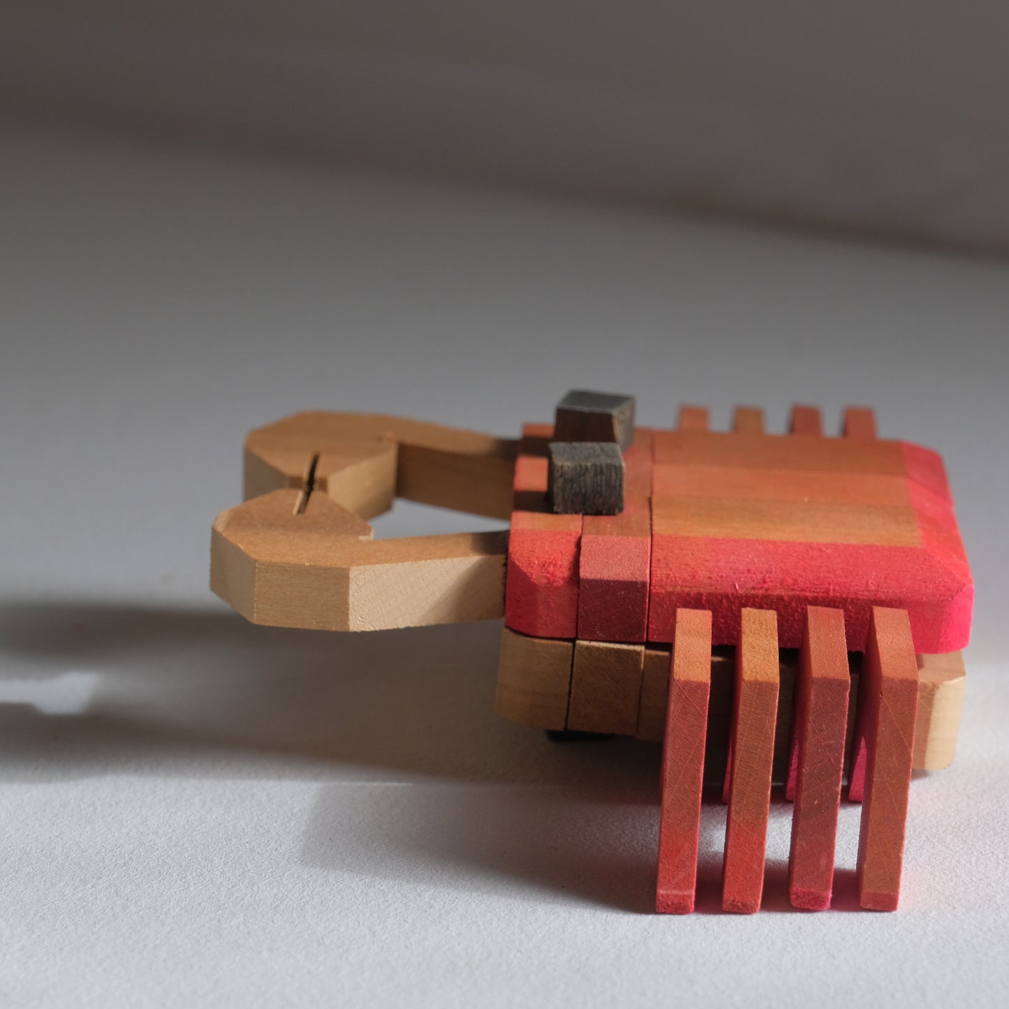 組木パズル - カニ- / 山中組木工房