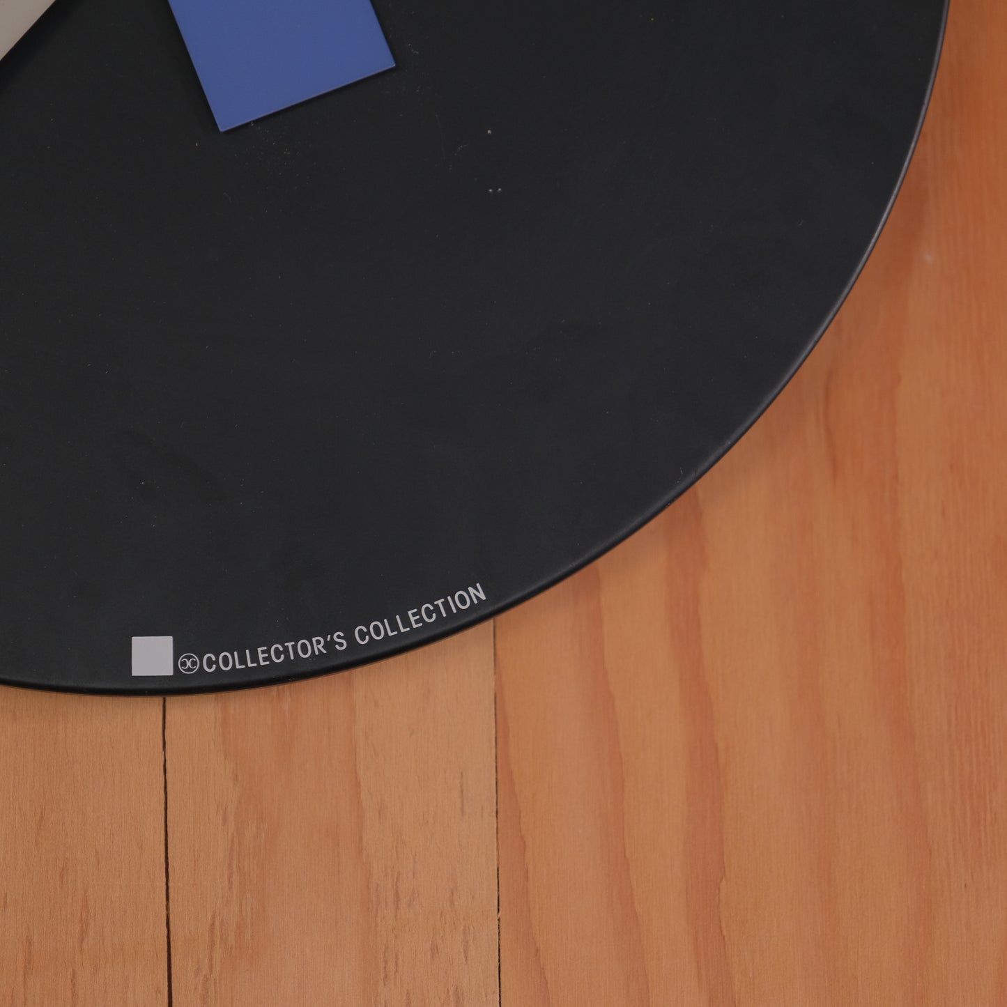 Constructivist Clock / ARTEC by Nicolai Canetti