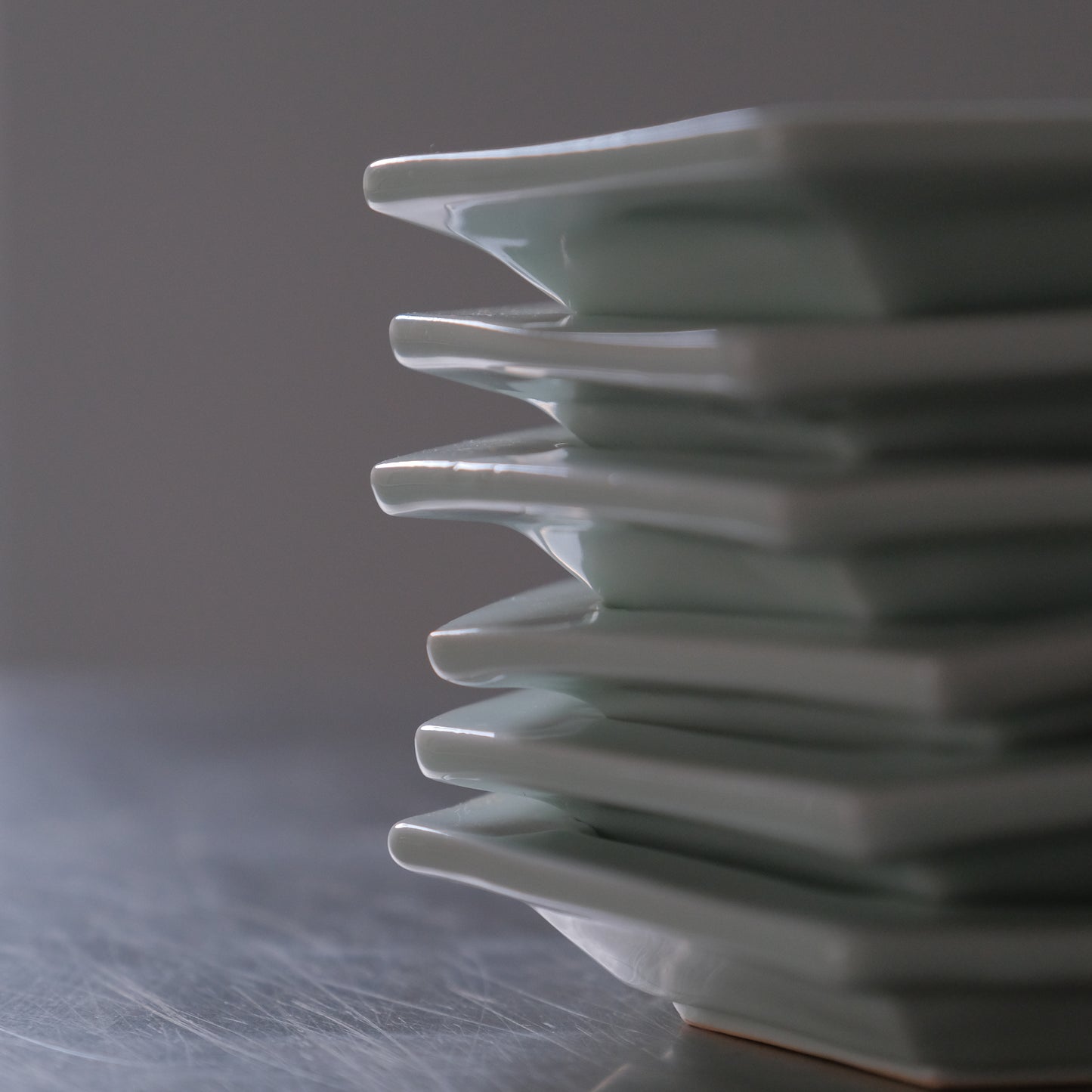 白磁六角皿 /椋木英三