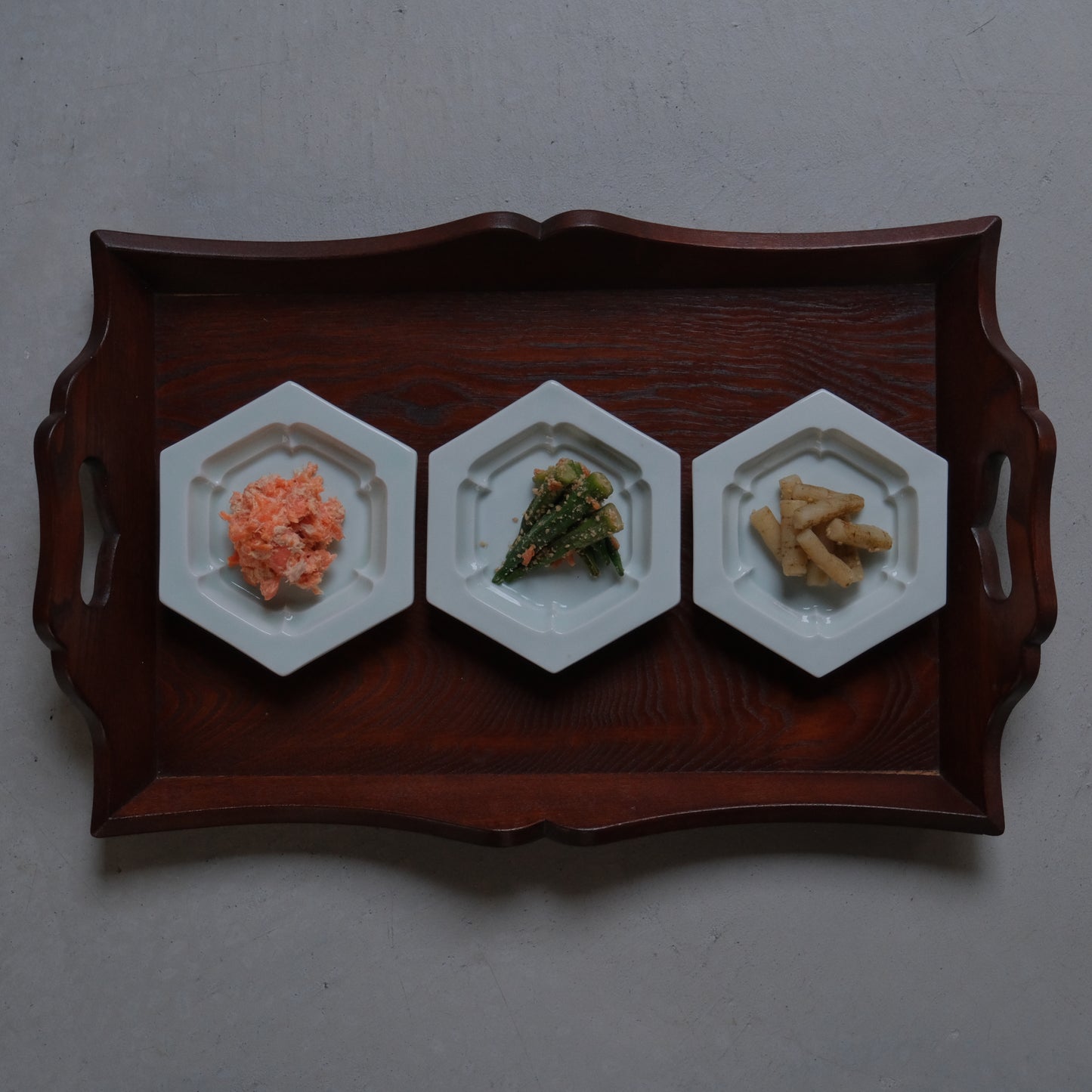 白磁六角皿 /椋木英三