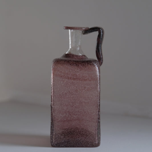 手付角瓶 / 倉敷ガラス （小谷眞三）