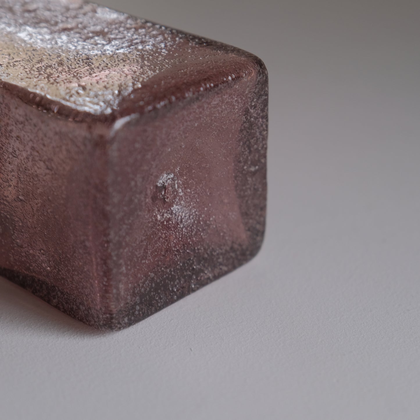 手付角瓶 / 倉敷ガラス （小谷眞三）