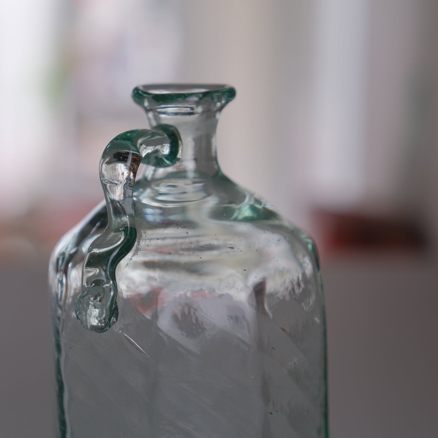 手付モール面取瓶 / 倉敷ガラス （小谷眞三）