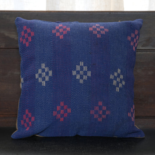Vintage Quilt - Cushion E