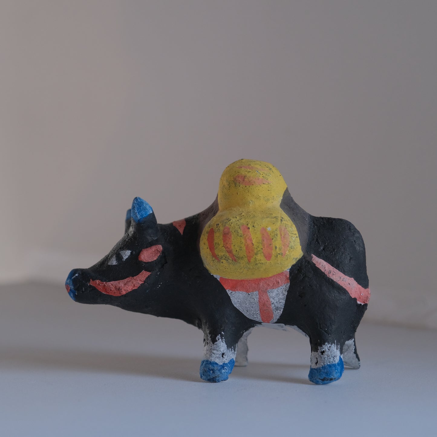 俵牛 / 大和出雲人形