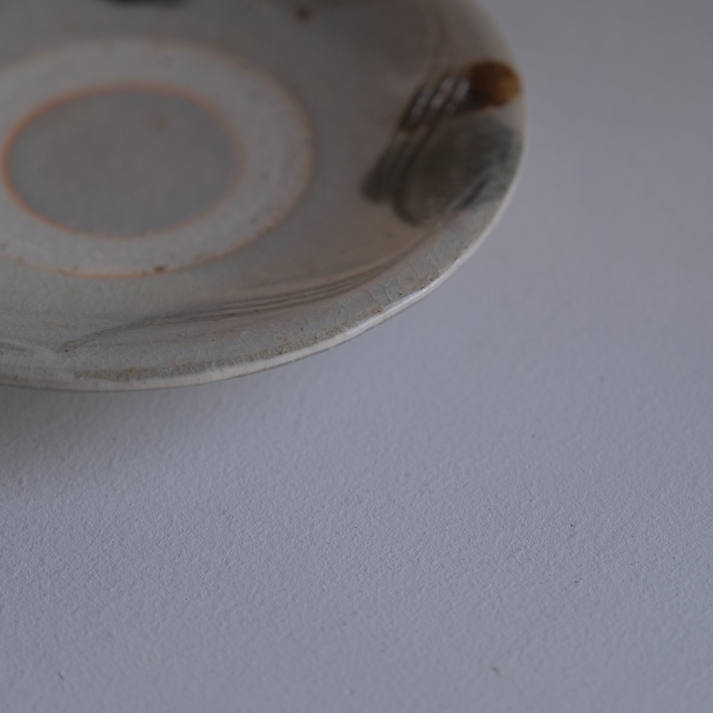 点打五寸皿 / 志和地窯