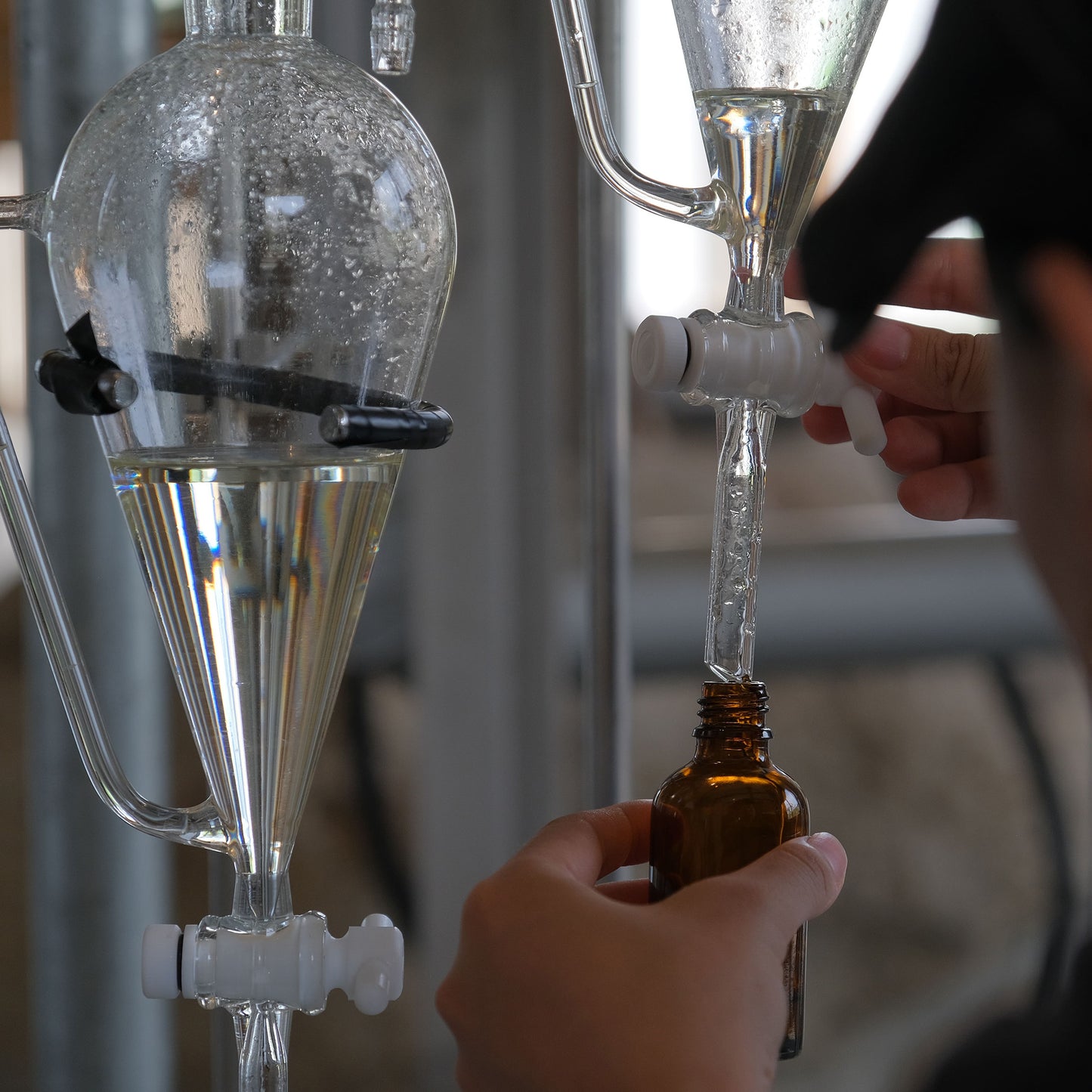 けむ 〈 01- uhi 〉